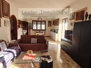 Casa Indipendente in Vendita a Albese con Cassano, 395'000€, 135 m²