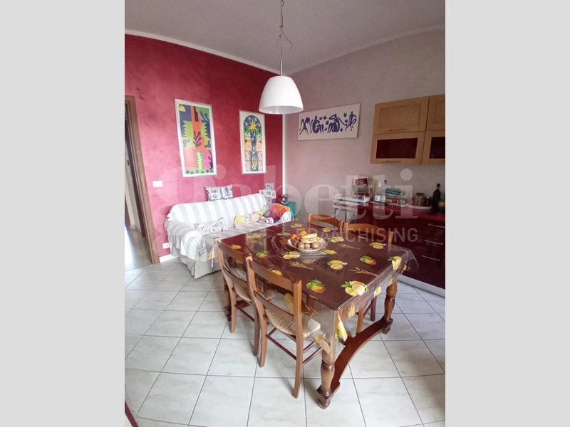 Trilocale in Vendita a Trofarello, 119'000€, 90 m²