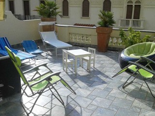 Trilocale in Affitto a Viareggio, zona Fascia mare, 55 m², arredato