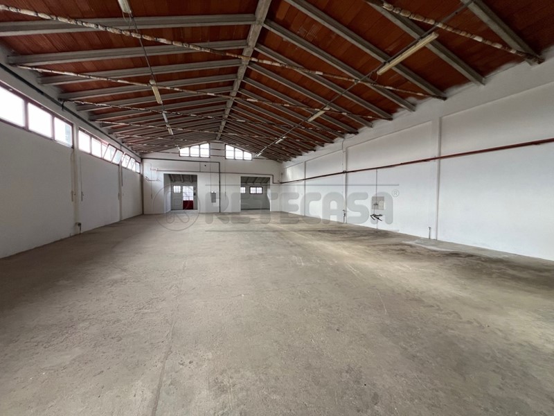 Capannone in Affitto a Mussolente, 1'250€, 500 m²
