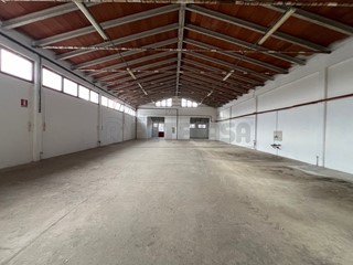Capannone in Affitto a Mussolente, 1'250€, 500 m²