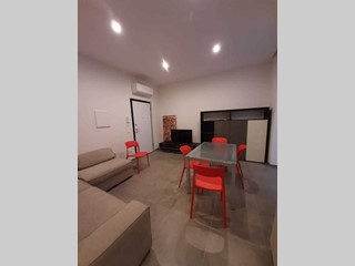 Trilocale in Affitto a Salsomaggiore Terme, 620€, 55 m²