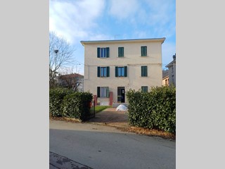 Quadrilocale in Vendita a Medesano, zona Felegara, 85'000&euro;, 70 m²