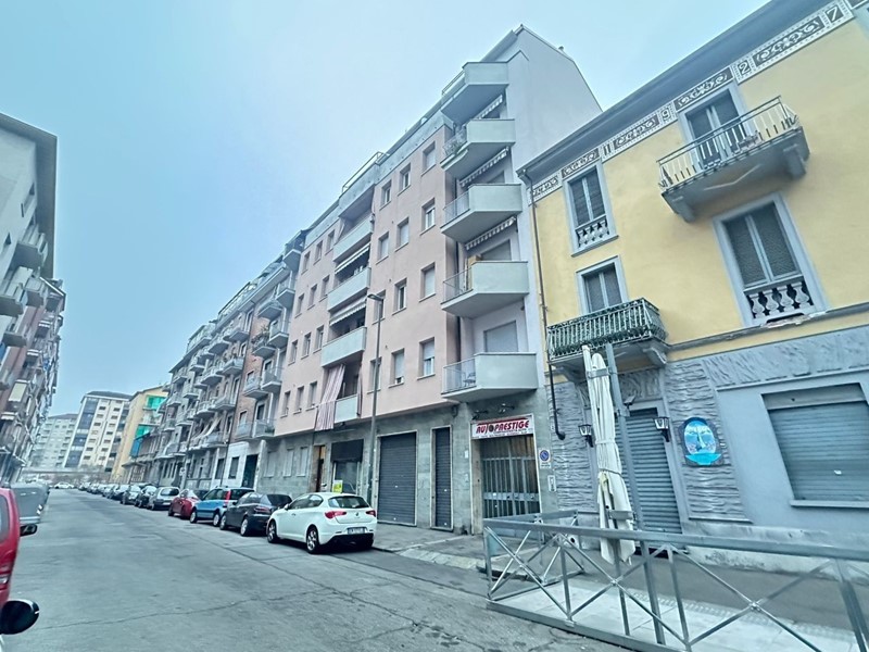 Appartamento in Vendita a Torino, 89'000€, 100 m²