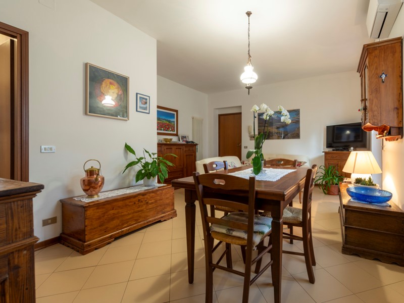 Appartamento in Vendita a Montalcino, 215'000€, 90 m²