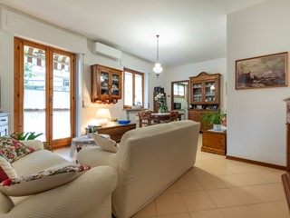 Appartamento in Vendita a Montalcino, 215'000€, 90 m²