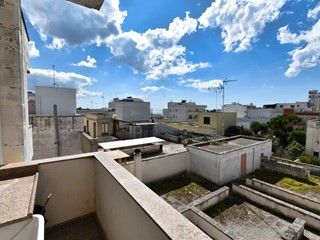 Appartamento in Vendita a Porto Cesareo, 170'000€, 215 m²