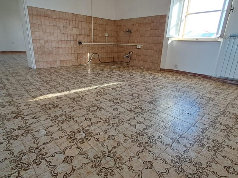 Quadrilocale in Vendita a Rosignano Marittimo, zona Vada, 180'000€, 135 m²