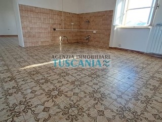 Quadrilocale in Vendita a Rosignano Marittimo, zona Vada, 190'000&euro;, 135 m²