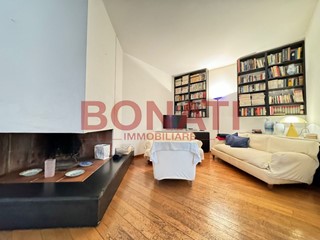 Casa Semi Indipendente in Vendita a La Spezia, zona Periferia Est, 560'000&euro;, 200 m², con Box