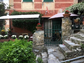Appartamento in Vendita a Camogli, 315'000€, 65 m²
