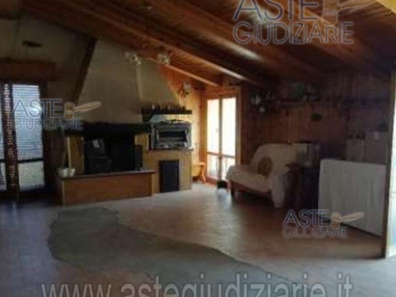 Trilocale in Vendita a Montescudo Monte Colombo, zona San Savino, 44'025€, 96 m²