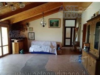 Trilocale in Vendita a Montescudo Monte Colombo, zona San Savino, 44'025€, 96 m²
