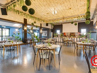 Attività commerciale in Vendita a Cesena, zona Montereale, 109'000€, 300 m², arredato