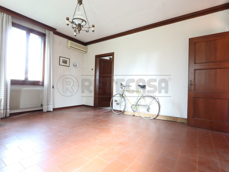Rustico in Vendita a Vicenza, 550'000€, 693 m²