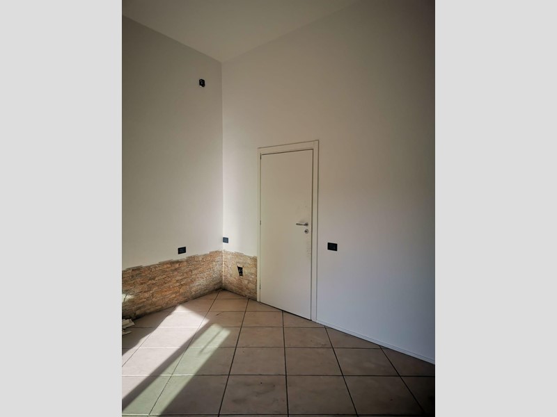 Negozio in Affitto a Campi Bisenzio, 500€, 35 m²