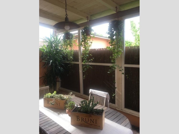 Villetta a schiera in Vendita a Porcari, 370'000€, 240 m², arredato