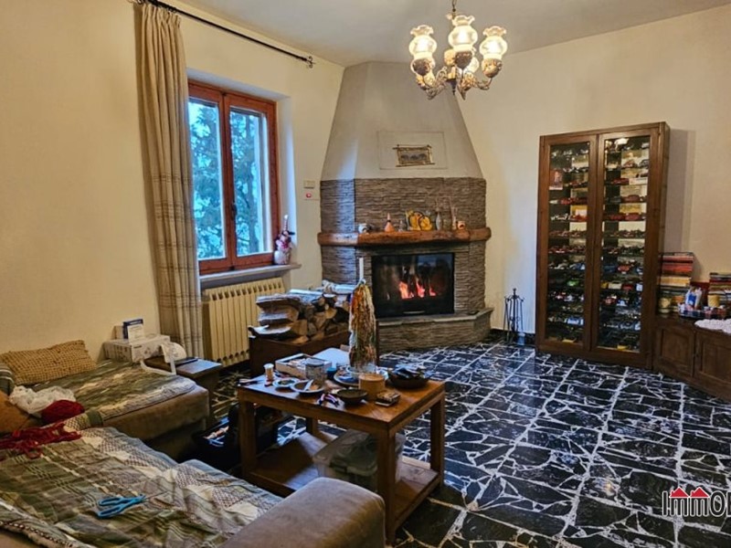 Attività commerciale in Vendita a San Gimignano, 1'000'000€, 828 m²