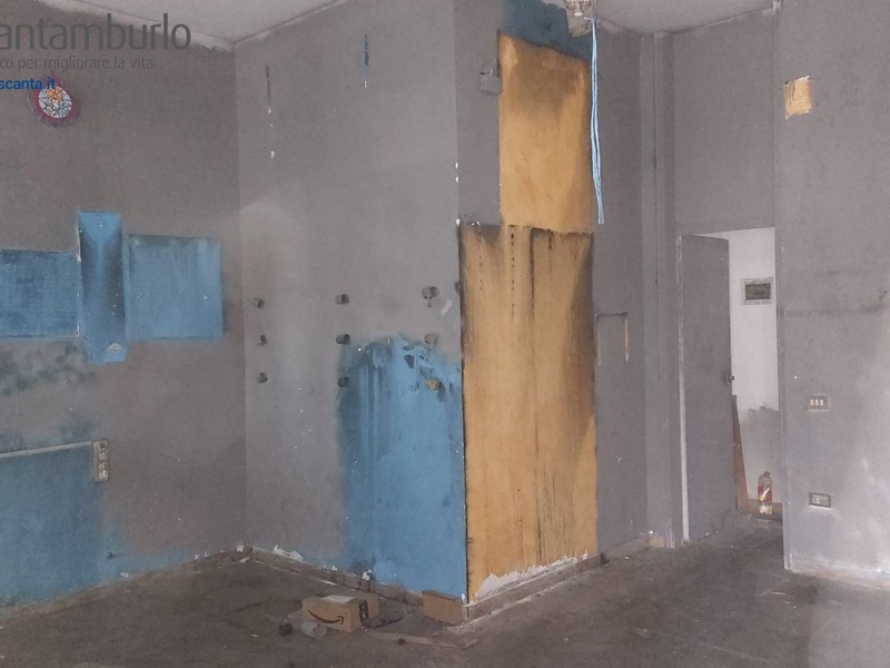 Negozio in Vendita a Treviso, zona S. Bona, 27'000€, 31 m²