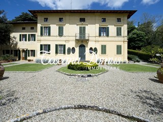 Villa in Vendita a Monteriggioni, zona Belverde, 2'200'000€, 804 m², arredato, con Box
