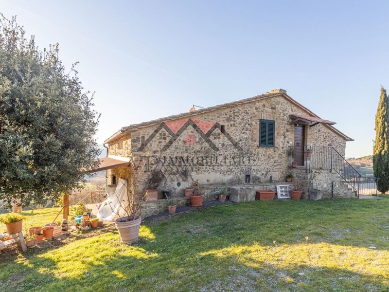 Casa Indipendente in Vendita a Radicondoli, zona Belforte, 325'000€, 151 m², arredato