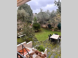 Appartamento in Vendita a Carrara, 275'000€, 140 m², con Box