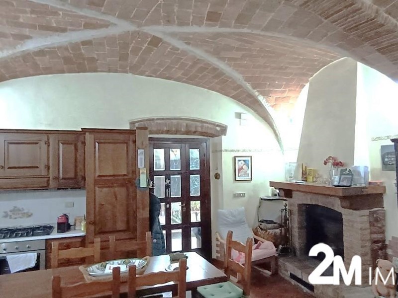 Casale in Vendita a San Giuliano Terme, zona Pugnano, 240'000€, 130 m², arredato