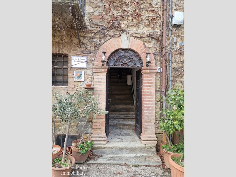 Bilocale in Vendita a Magione, zona Sant'arcangelo, 49'000€, 50 m², arredato