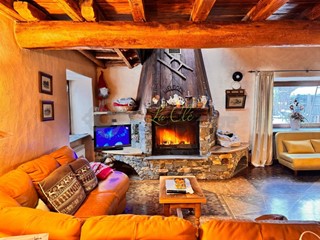 Casa Semi Indipendente in Vendita a La Salle, 390'000&euro;, 149 m², arredato