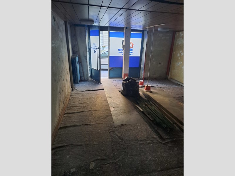Immobile commerciale in Vendita a Torino, zona Barriera Milano, 32'000€, 60 m²
