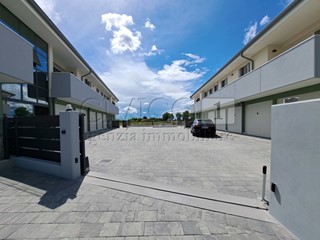 Appartamento in Vendita a Longare, 230'000€, 110 m², con Box