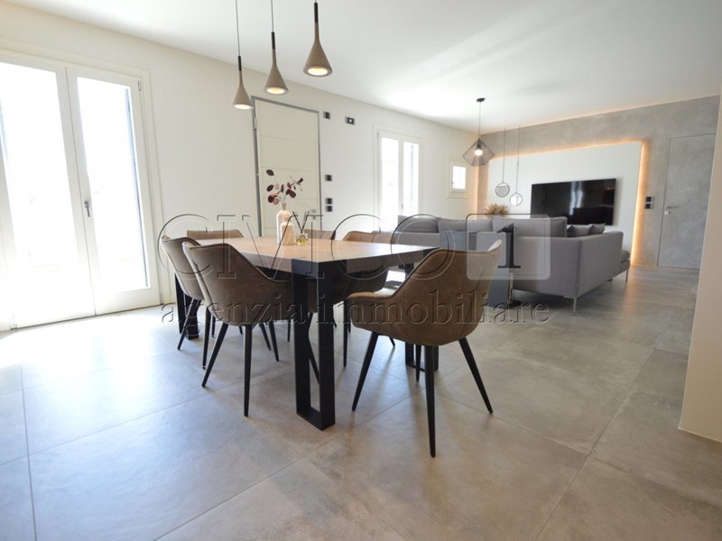 Casa Semi Indipendente in Vendita a Nanto, 185'000&euro;, 187 m², con Box