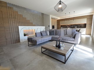 Casa Semi Indipendente in Vendita a Nanto, 185'000&euro;, 187 m², con Box