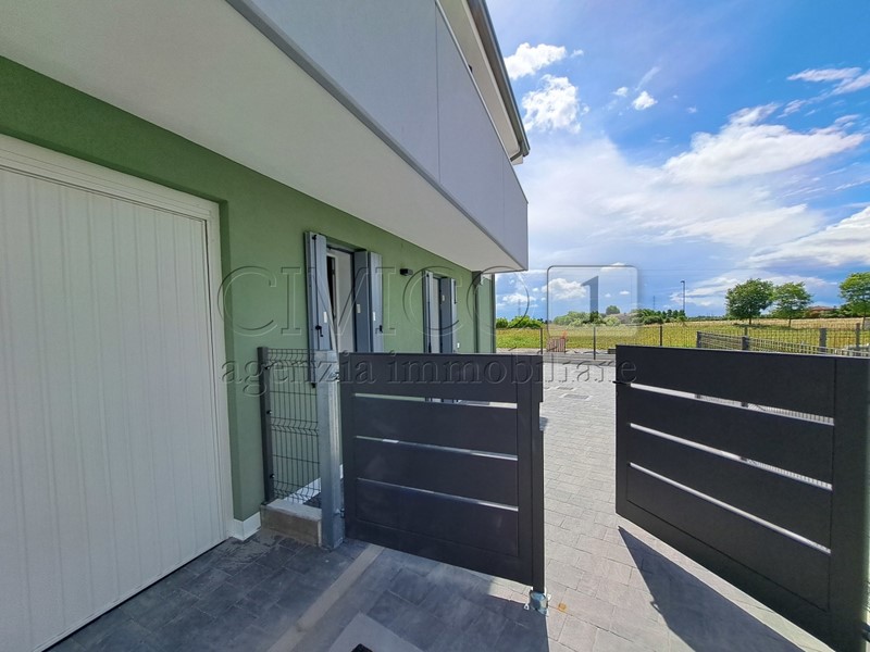 Appartamento in Vendita a Montegalda, 230'000€, 110 m², con Box