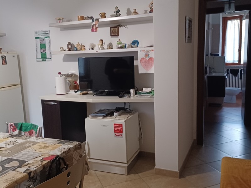 Trilocale in Vendita a Mercatino Conca, 75'000&euro;, 50 m², con Box