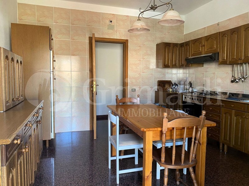 Casa Indipendente in Vendita a Sannicola, 190'000€, 265 m²