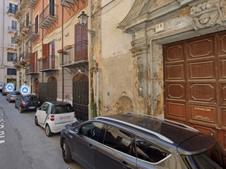 Negozio in Vendita a Palermo, 105'000€, 138 m²