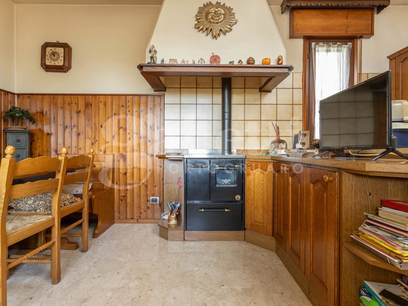 Villa bifamiliare in Vendita a Portogruaro, 240'000€, 345 m²