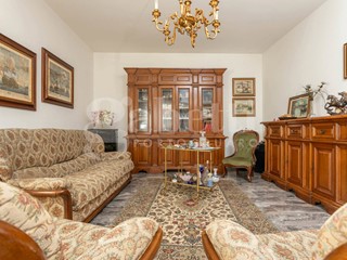 Villa bifamiliare in Vendita a Portogruaro, 240'000€, 345 m²