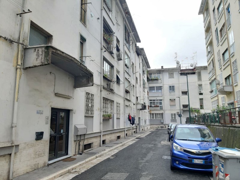 Quadrilocale in Vendita a Napoli, 249'000€, 120 m²