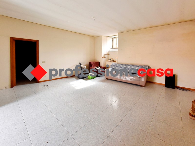 Bilocale in Vendita a San Nicola la Strada, 63'000€, 75 m²