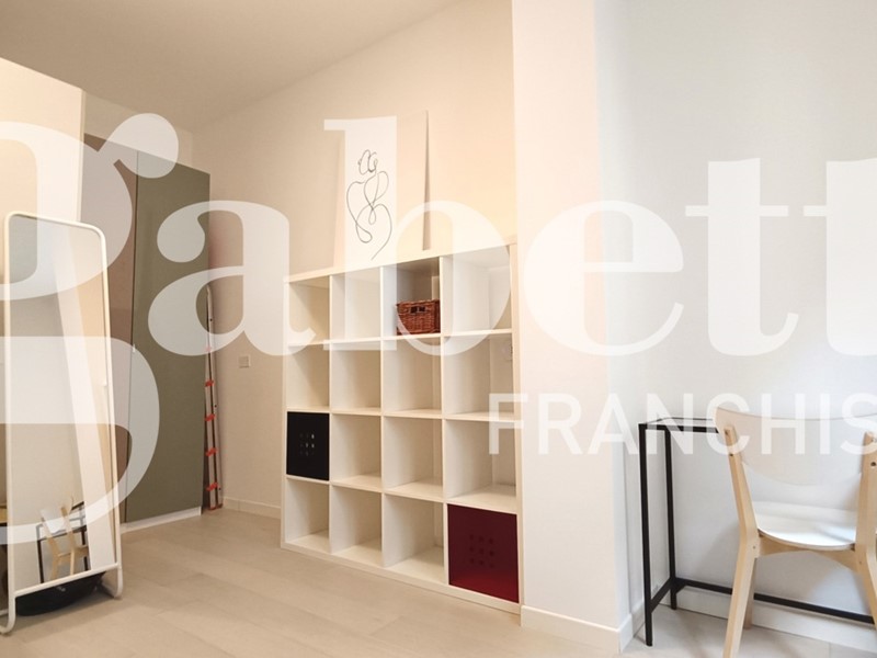 Trilocale in Affitto a Milano, 1'550€, 85 m², arredato