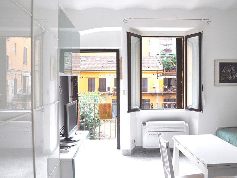 Monolocale in Affitto a Milano, 700€, 25 m²
