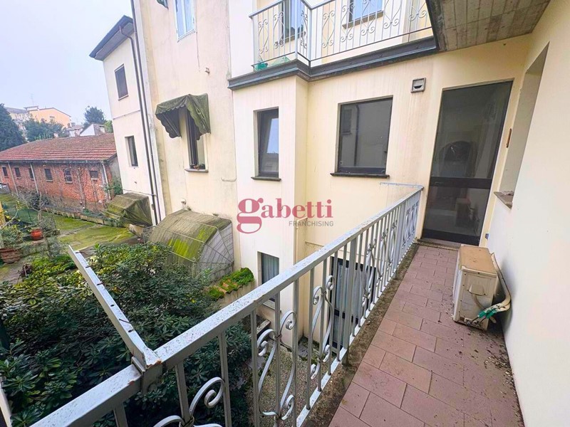 Casa Indipendente in Vendita a Piacenza, 299'000€, 252 m²