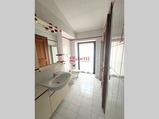 Casa Indipendente in Vendita a Piacenza, 299'000€, 252 m²