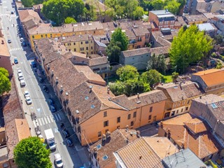 Casa Indipendente in Vendita a Ferrara, 890'000€, 800 m²