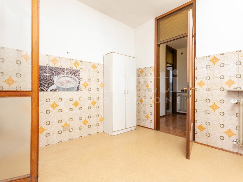Quadrilocale in Vendita a Pordenone, 140'000€, 127 m²
