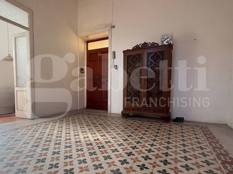 Appartamento in Vendita a Angri, 195'000€, 196 m²