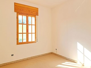 Villetta a schiera in Vendita a Lunamatrona, 85'000€, 245 m²