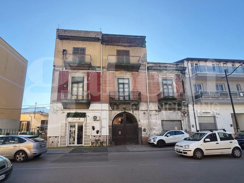 Quadrilocale in Vendita a Angri, 120'000€, 139 m²